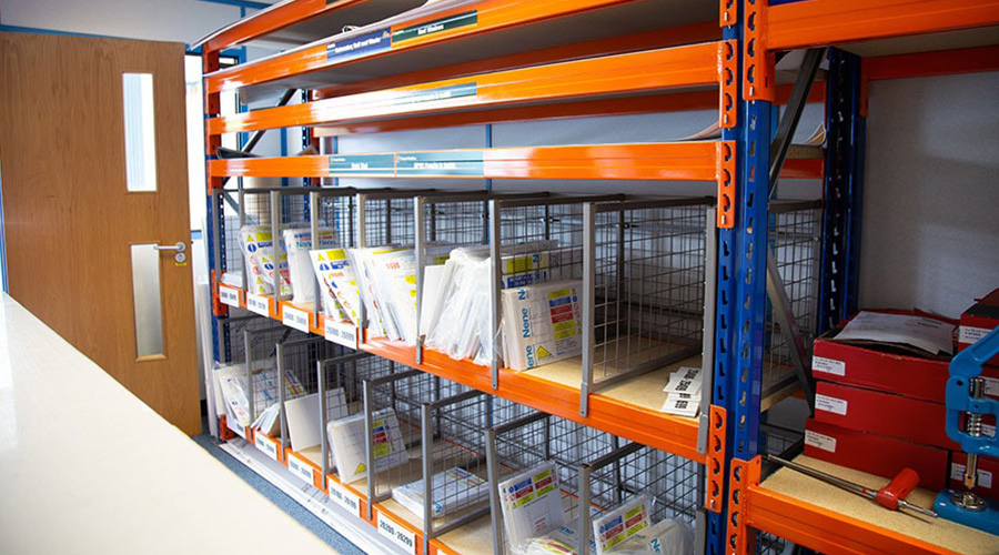 A Guide To Pallet Rack Decking Types