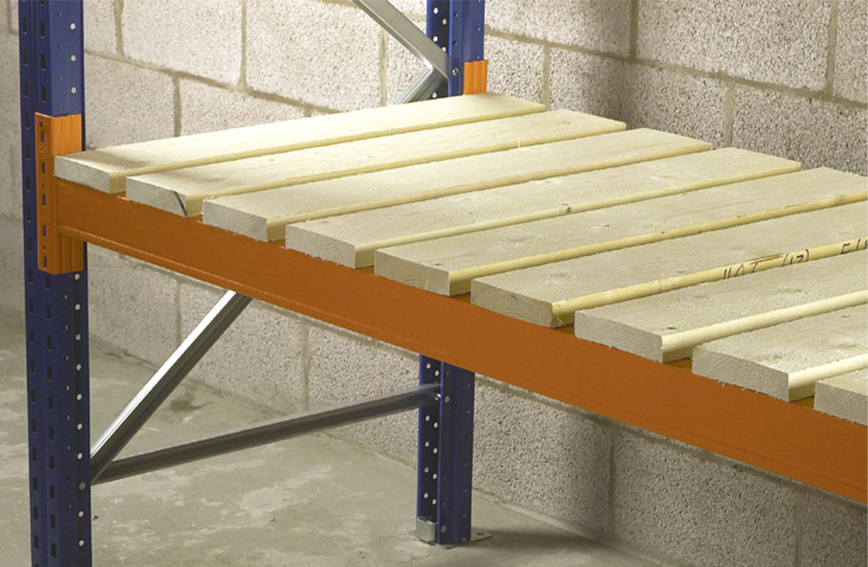 A Guide To Pallet Rack Decking Types